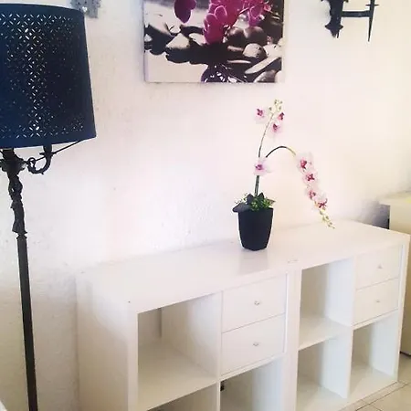Charming In - 50 Sqm - Balcony With View
